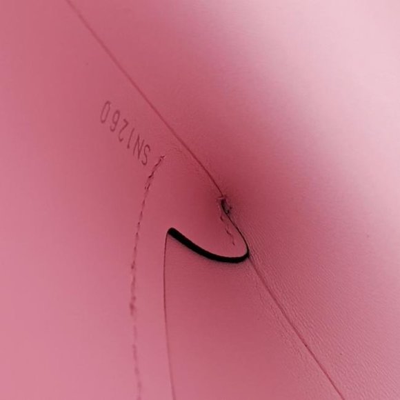 SOLD Louis Vuitton Large Escale Kirigami Clutch - Picture 6 of 7